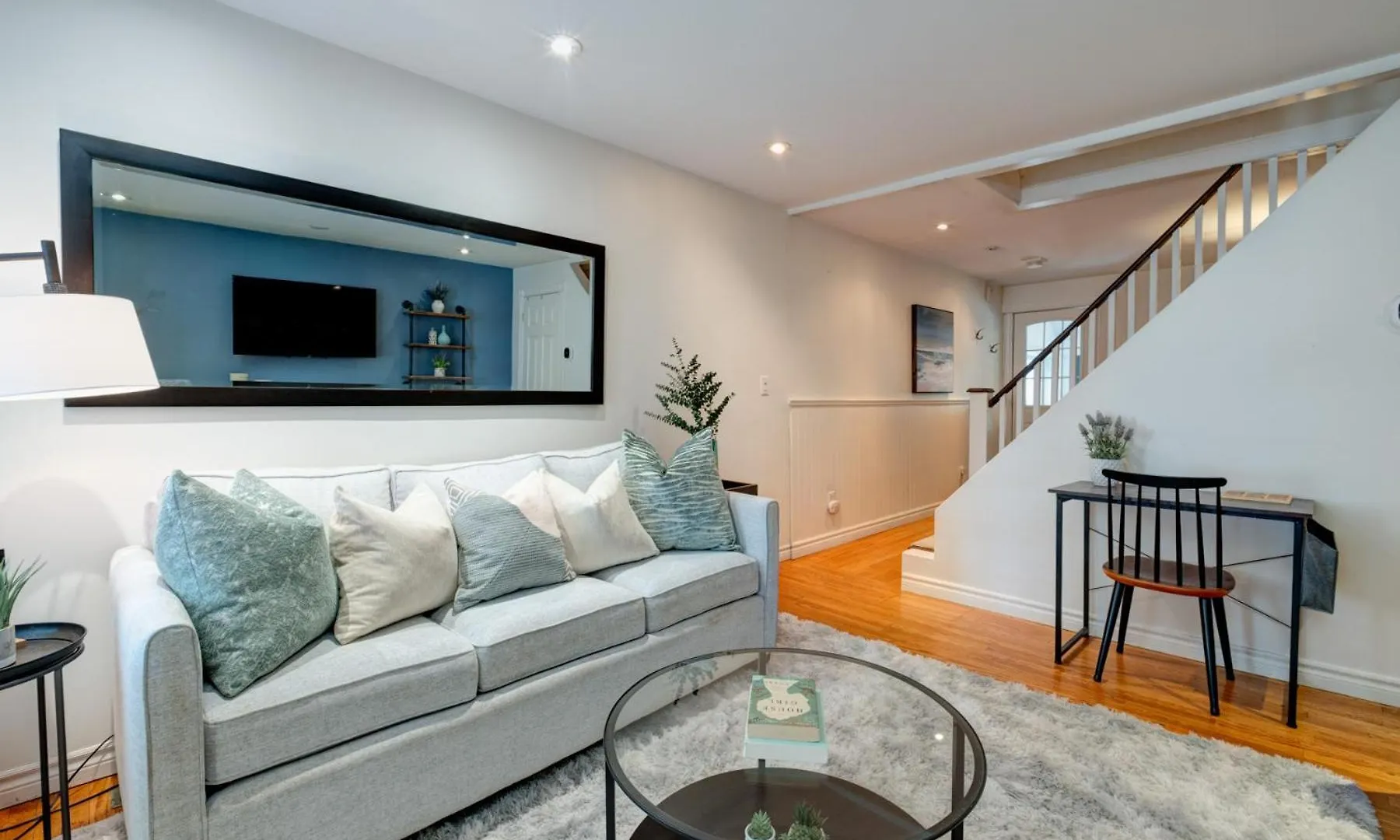 Holiday home Charming Beach Retreat Villa Toronto Canada