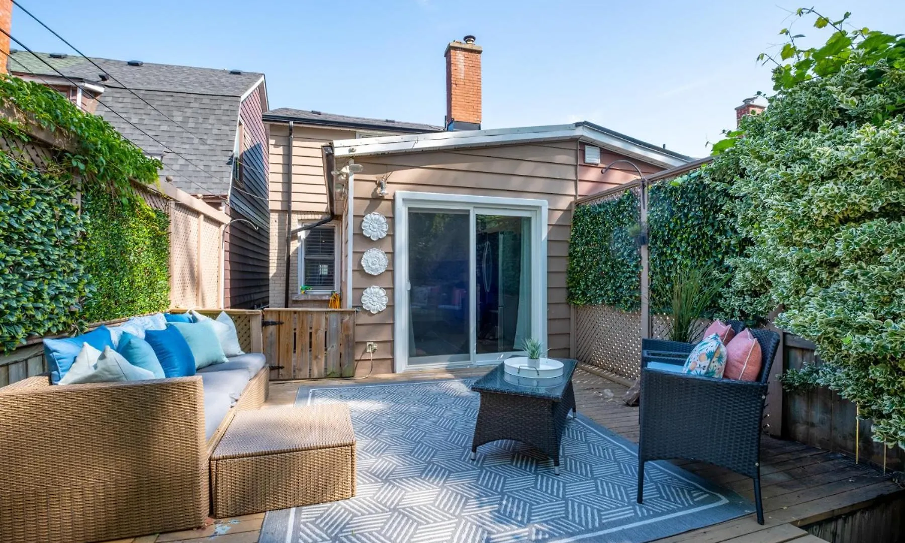 Charming Beach Retreat Villa Toronto Holiday home