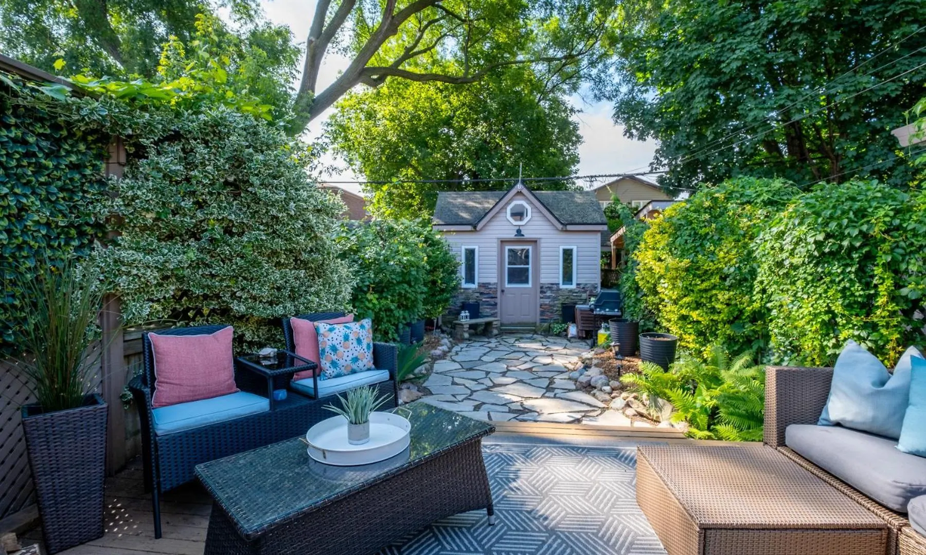 Charming Beach Retreat Villa Toronto Holiday home